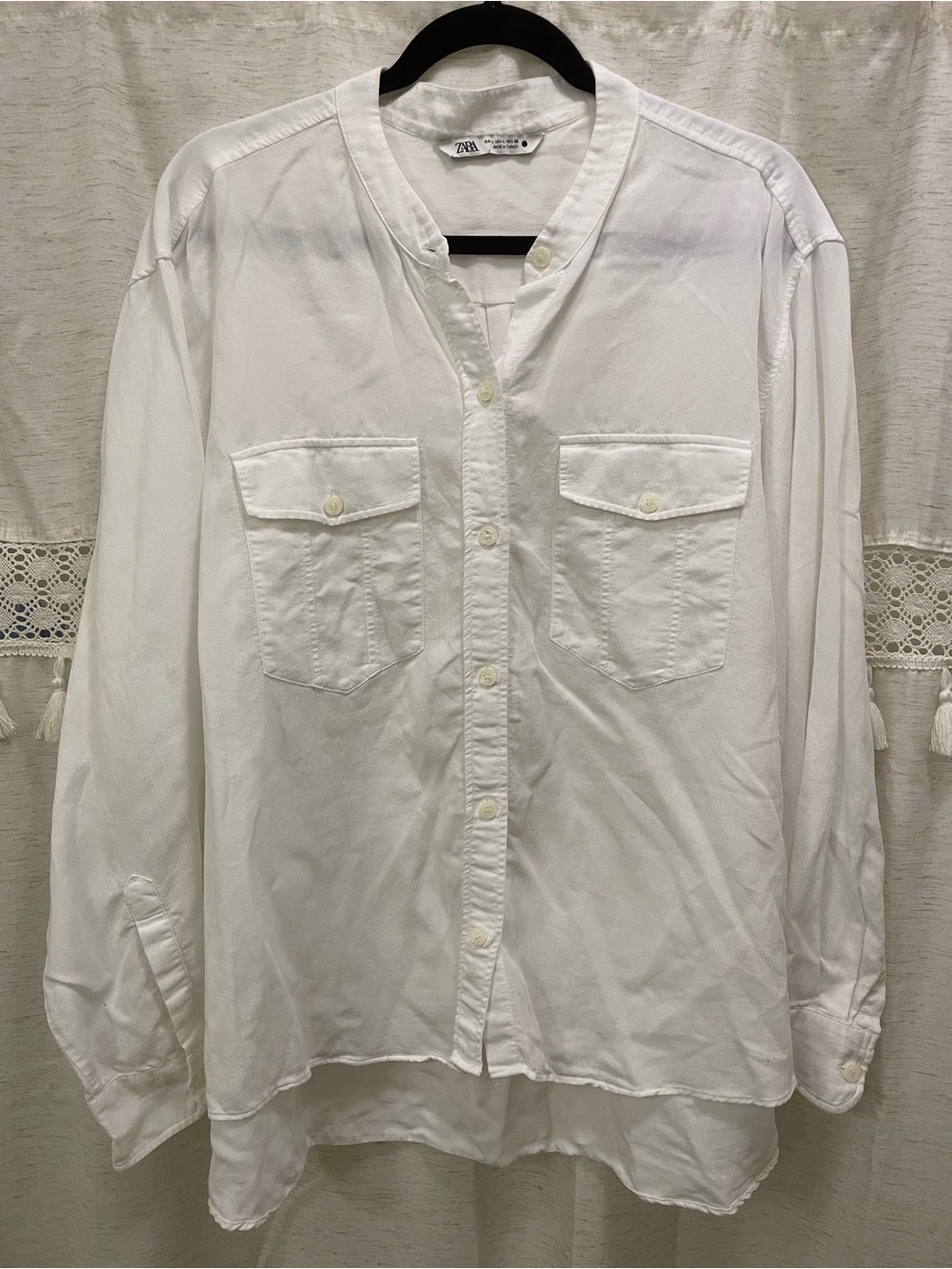 Zara women’s front pockets button down shirt